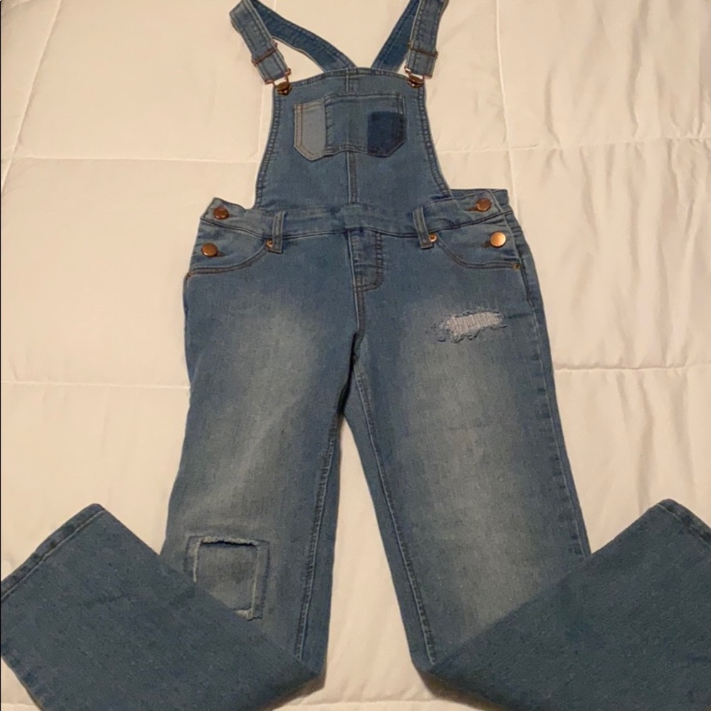 Girl’s Overalls